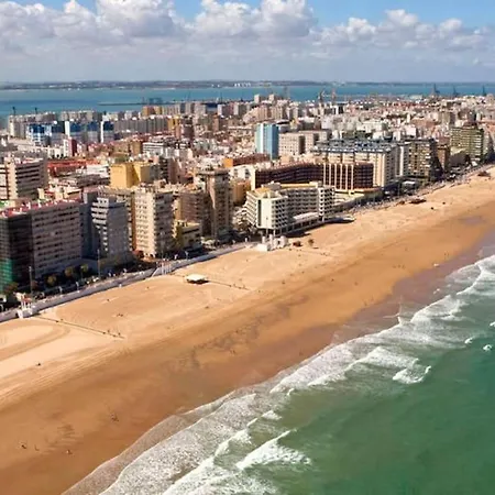 Moderno En 9 Min Andando De La Playa Victoria Con Garaje *